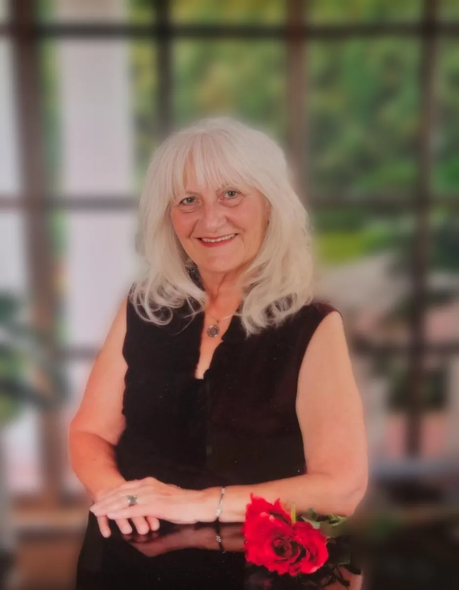 Portrait of Jeanette Dunlop